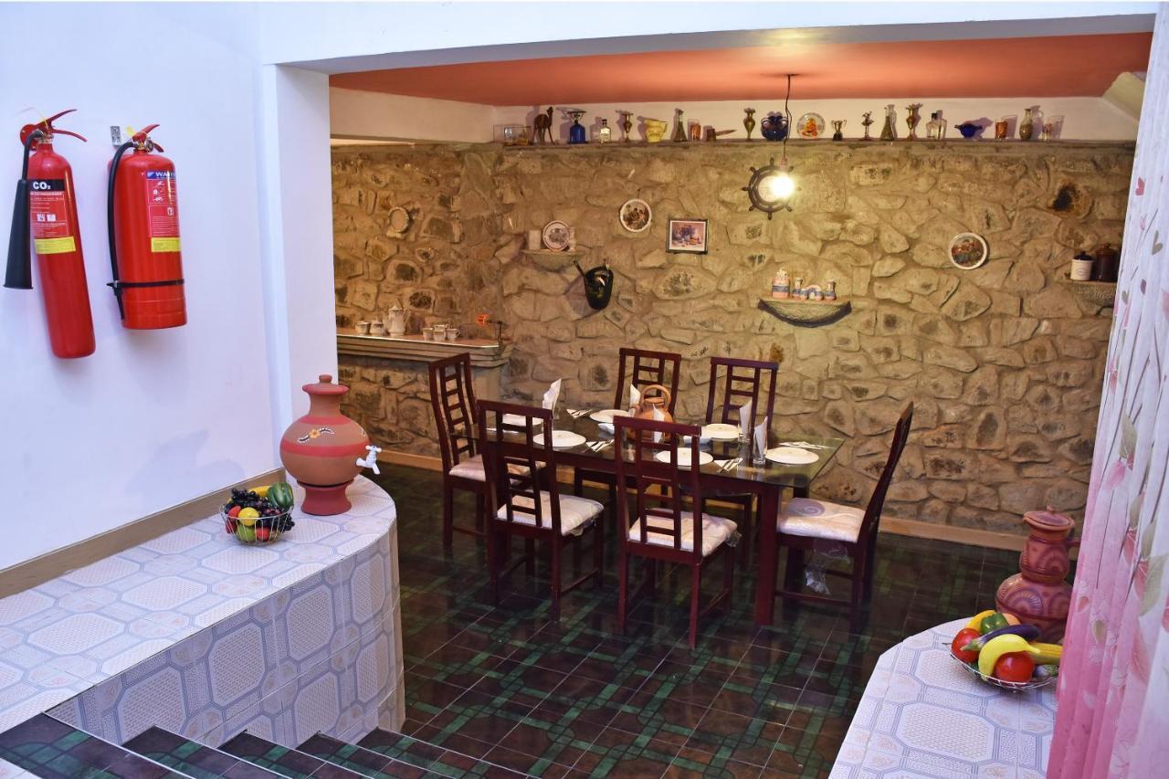 Roshan Guest House Nuwara Eliya Exterior foto